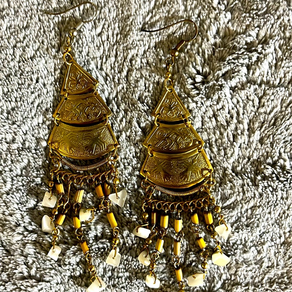 Earrings for Women in Egyptian Peruvian Crafts
